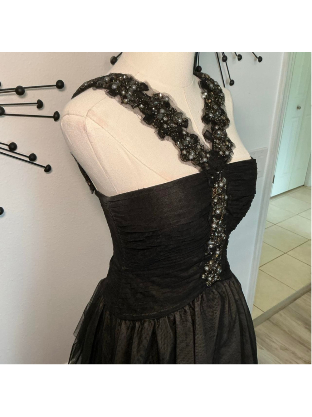 BCBG Max Azria Black Beaded Formal Gown Layered Tulle Maxi Dress Goth Glam - Picture 4 of 6